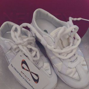 Nfinity Evolution Cheer Shoes Youth